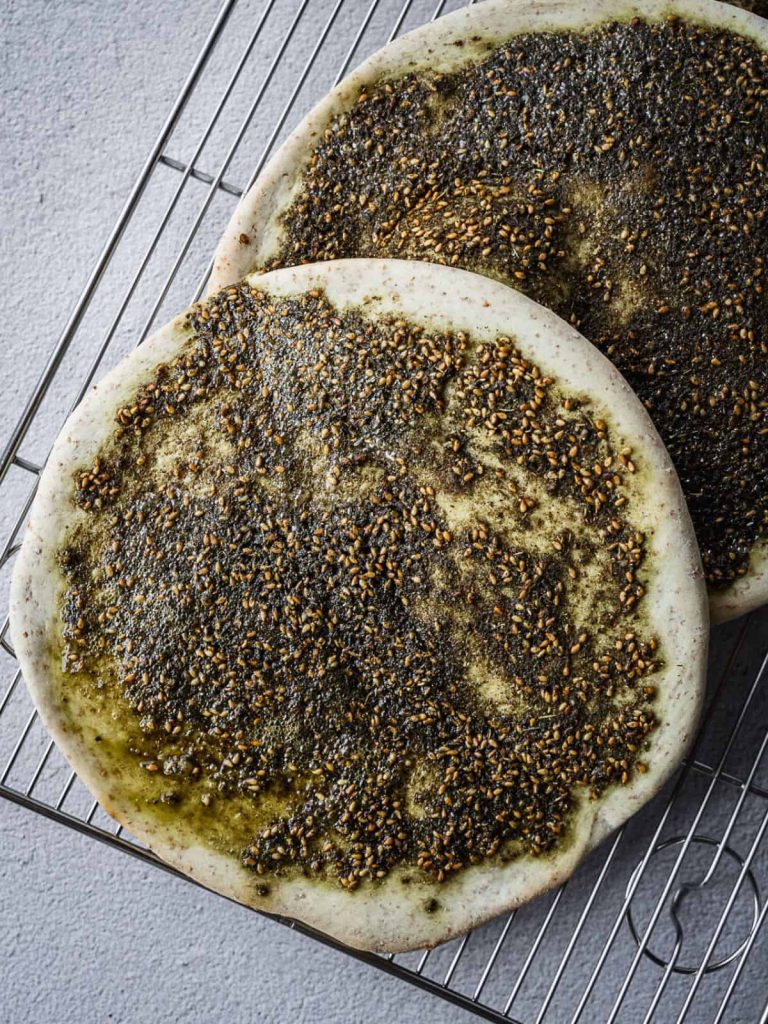 zaatar-manakish