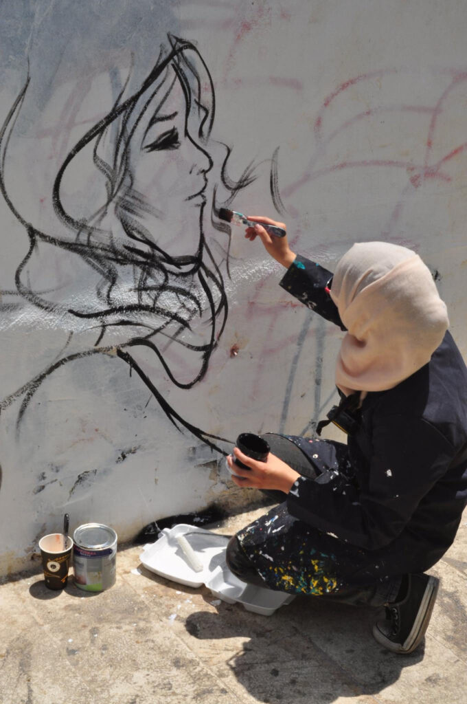 Laila Ajjawi: graffiti, identidad palestina y la voz de las mujeres en los muros de Jordania